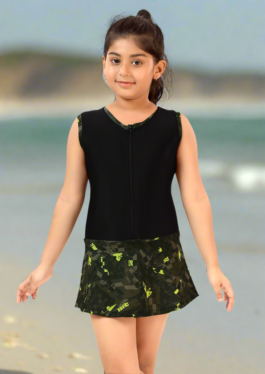 Pretty Girl: Girl's swimwear range with patterned skirt