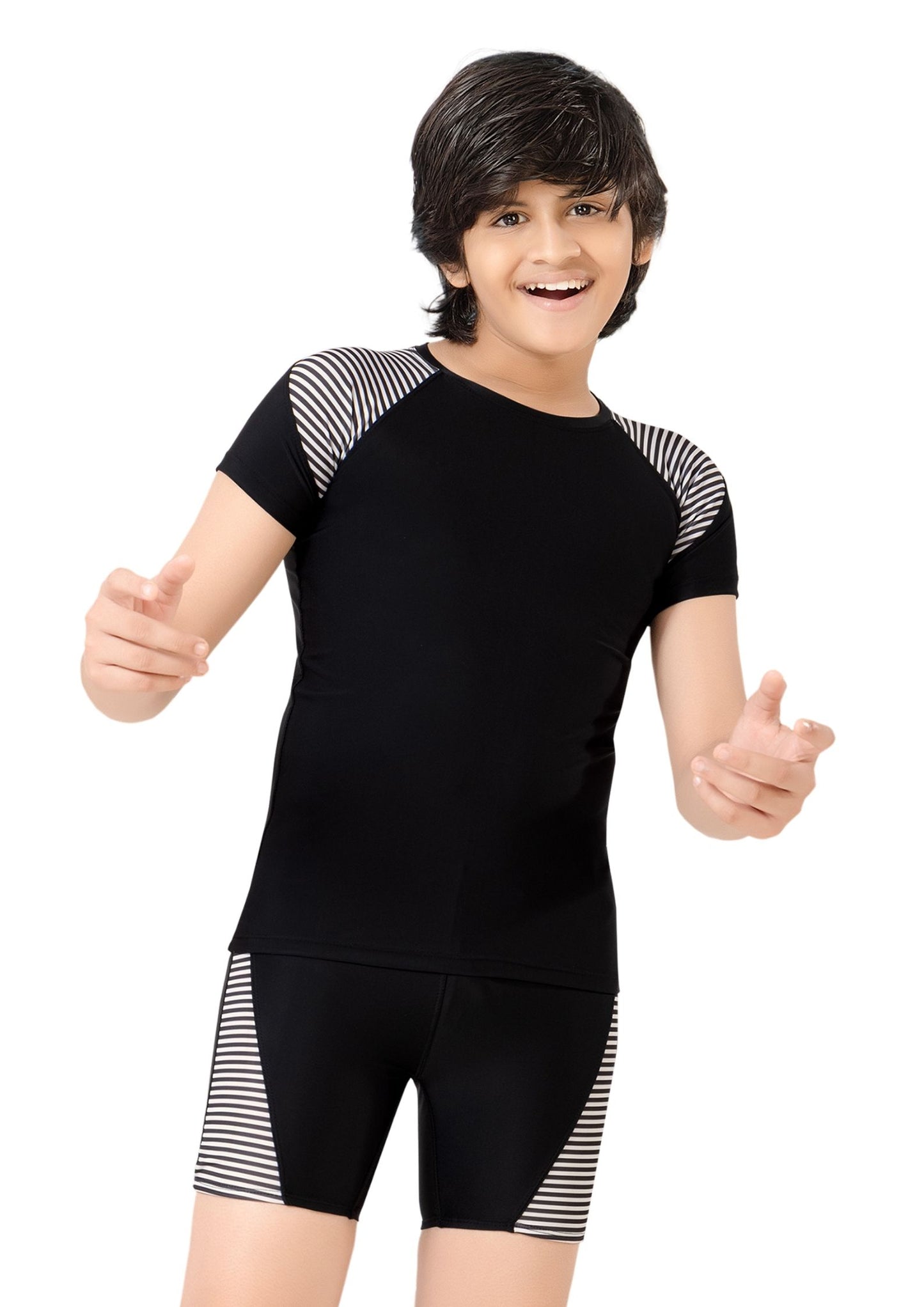 Batman 3 : A 2-piece shorts and T-shirt swimwear for boys with printed patchwork