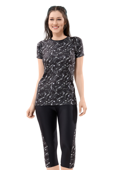 Queen Set - A Two Piece Set with Printed T-shirt and Bottoms